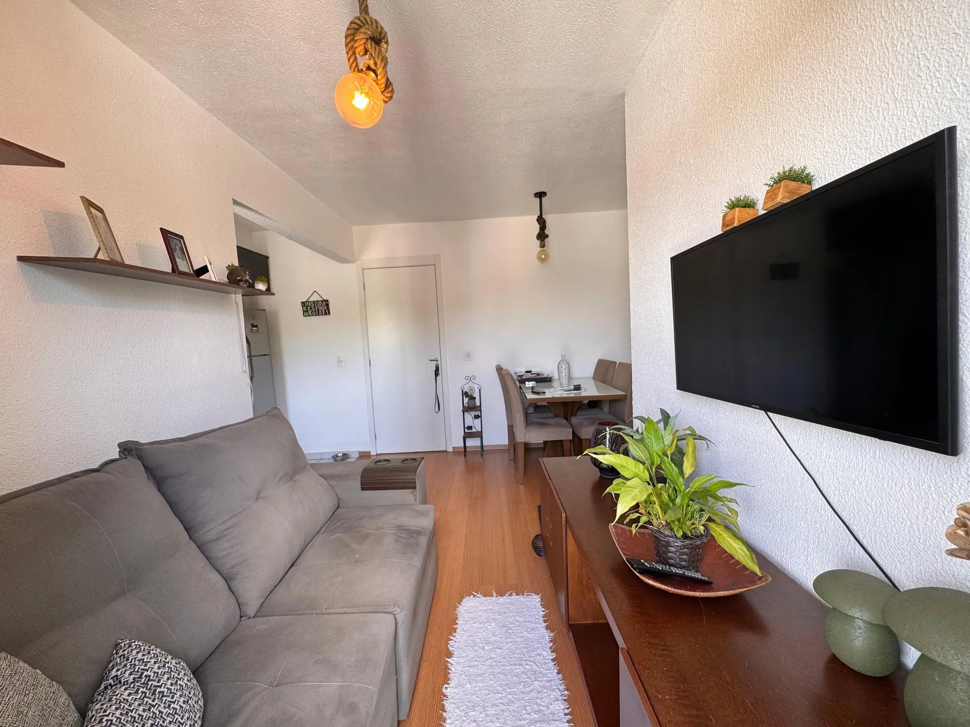 Furnished apartment with 2 bedrooms and mountain view — photo 15