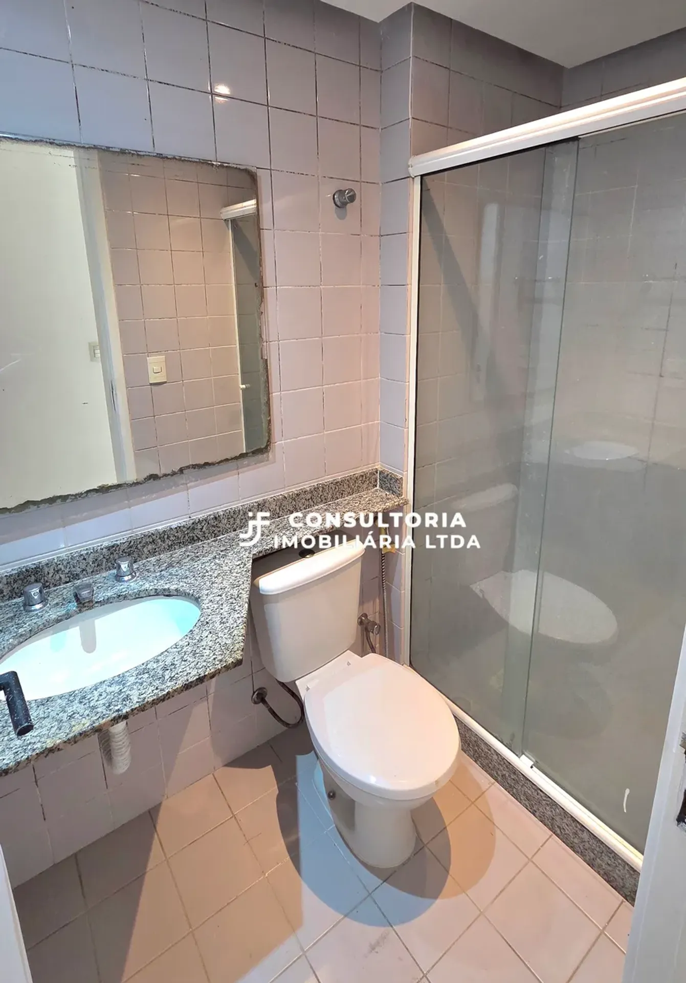 Квартира: 3 спальні, 1 з власною ванною кімнатою, 128 м² — photo 3