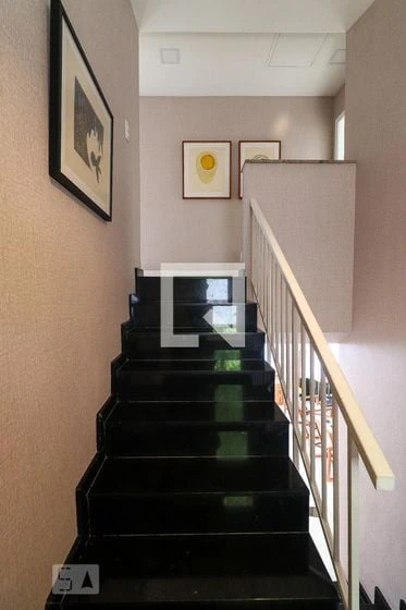 House, 450 m², with a private pool — photo 26