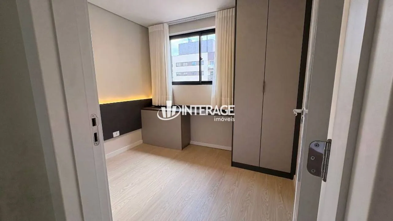 73 m² apartment with an open-plan gas kitchen — photo 11