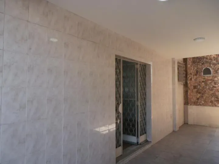 Unfurnished house with 4 bedrooms and 2 bathrooms — photo 16