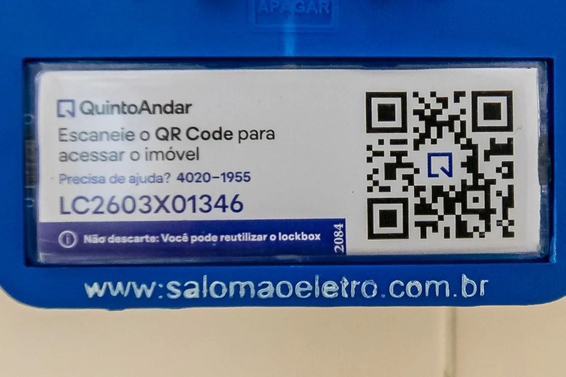 Apartamento com 2 quartos e cozinha separada