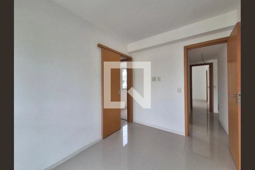 3-bedroom apartment in a building with a gym — photo 17