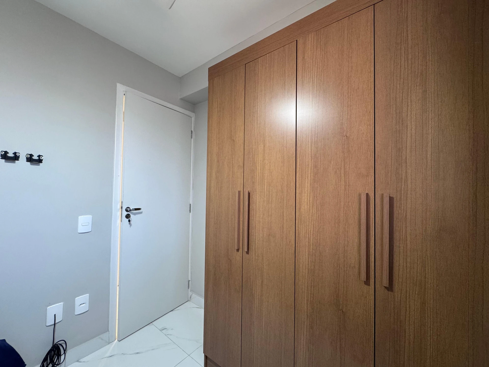 Квартира з 2 спальнями та робочим місцем — photo 22