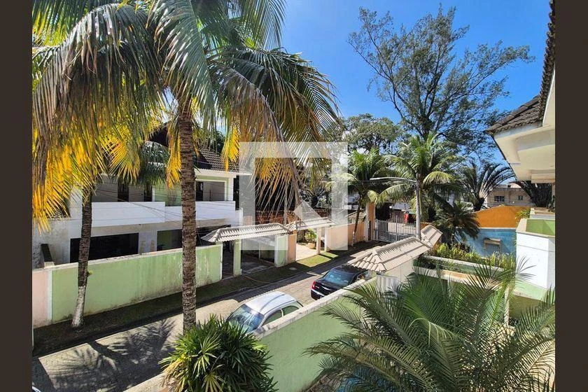 Casa em condomínio com 4 suítes e 220 m² — photo 31