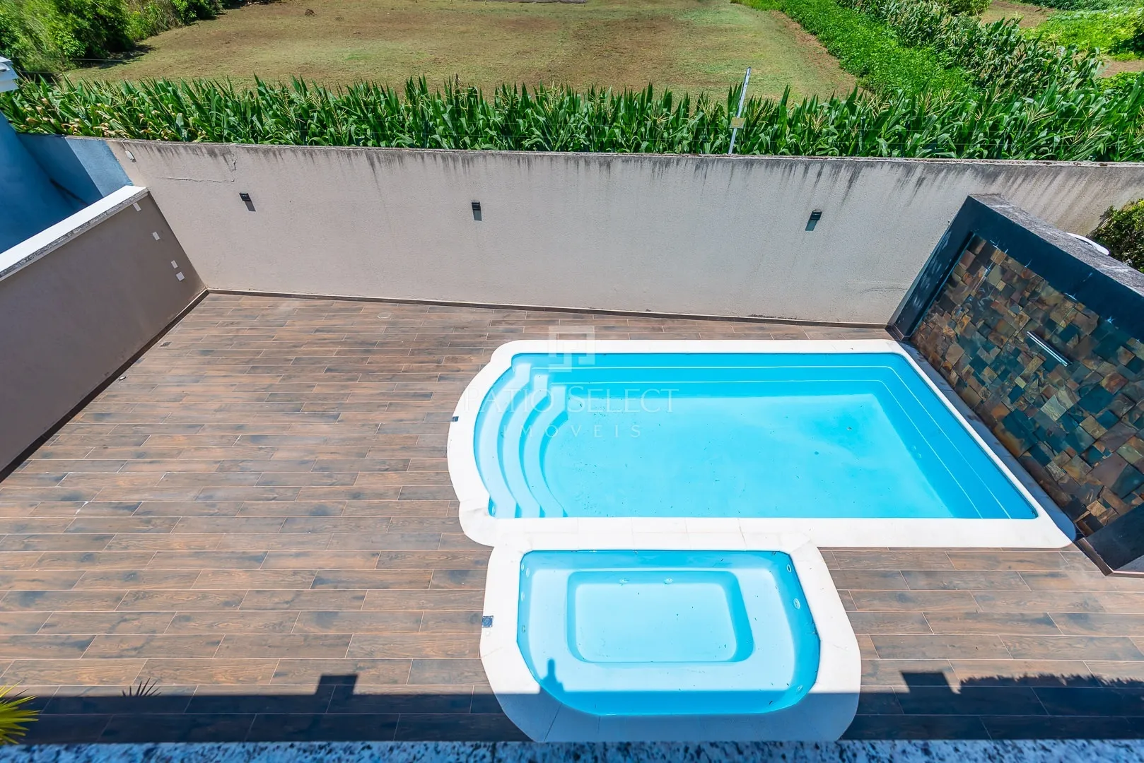 Furnished house, 305 m², with a bathtub — photo 79