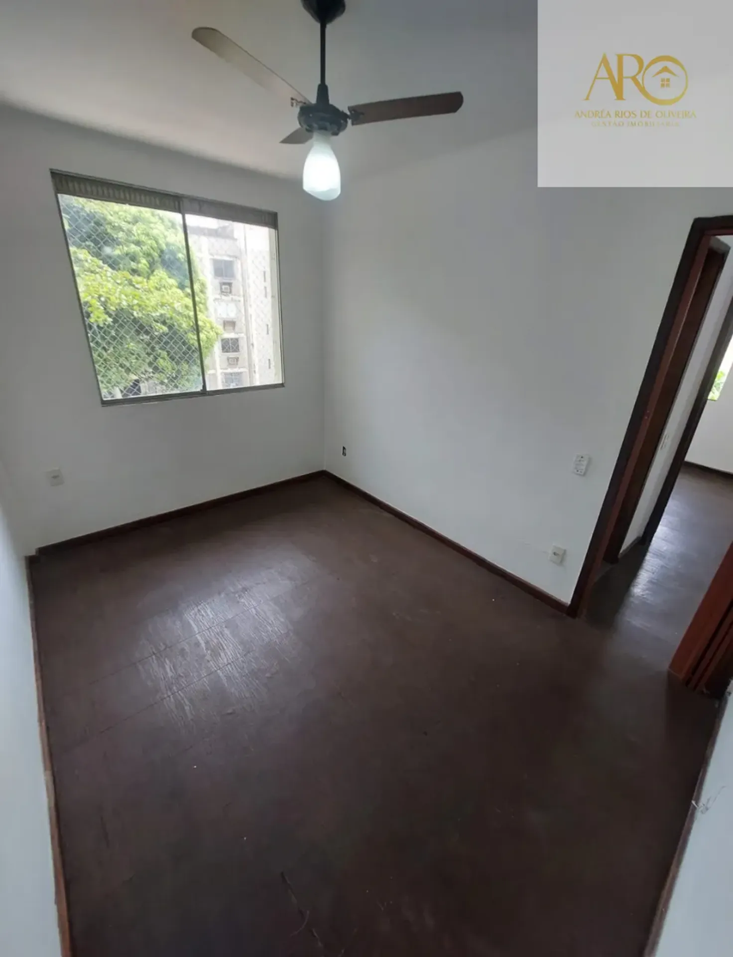 2-bedroom apartment in a building with a gym — photo 13