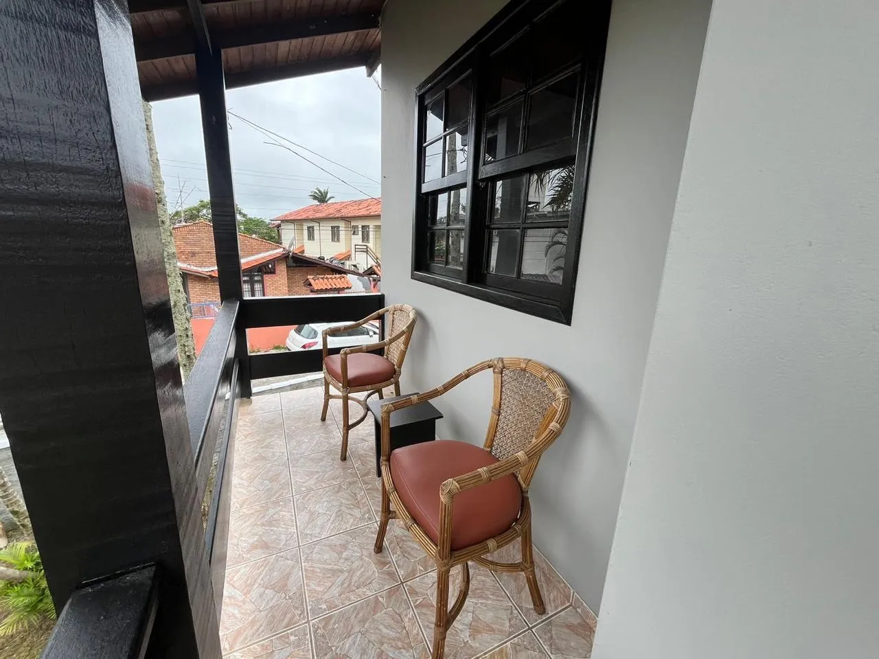 Furnished 2-bedroom apartment with a balcony — photo 7