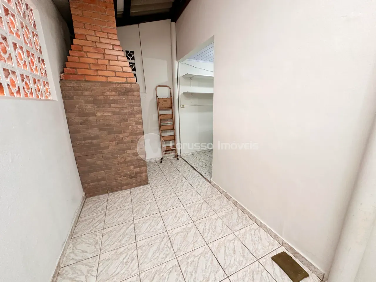 3-bedroom house with a home office — photo 18
