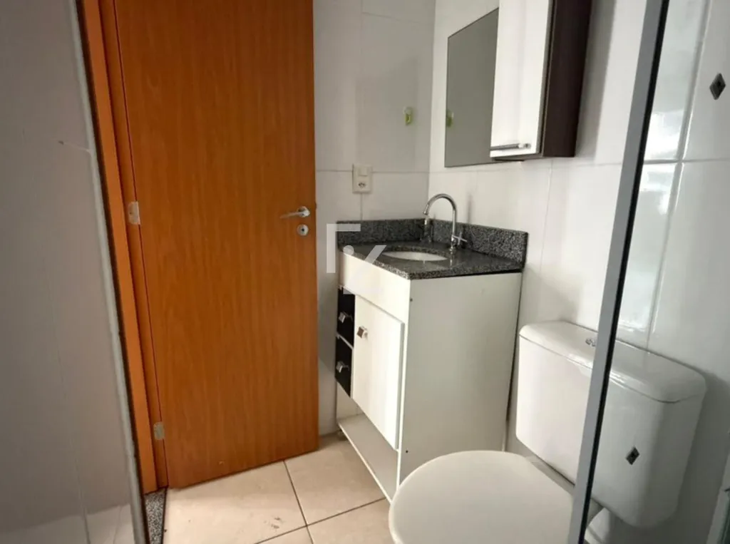 Unfurnished apartment with 2 bedrooms and 2 bathrooms — photo 18