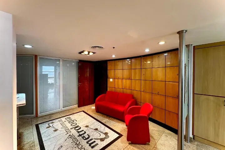 Apartamento sem mobília com 2 quartos e box de vidro — photo 11