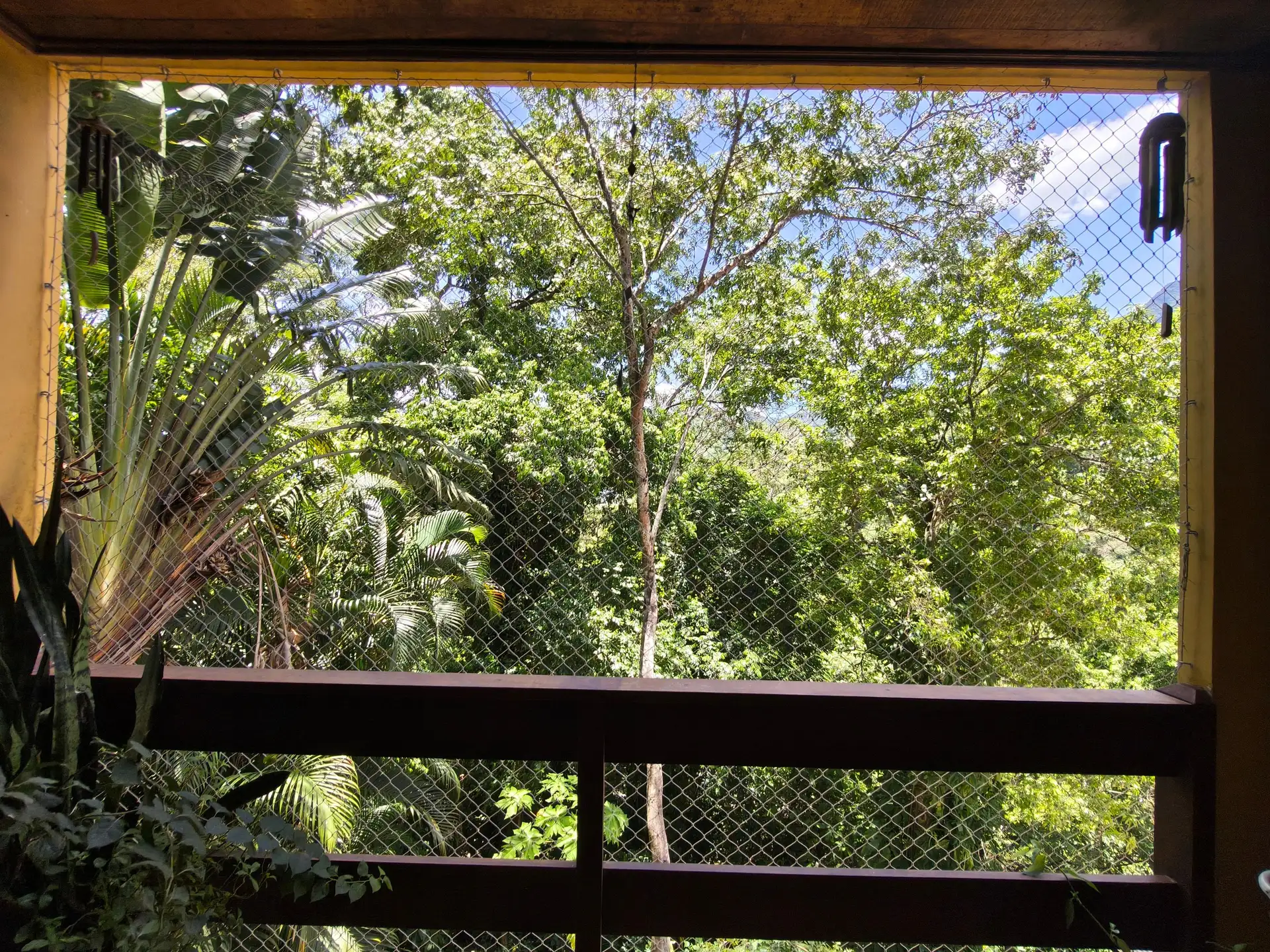 Furnished house with 3 bedrooms and enclosed balcony — photo 41