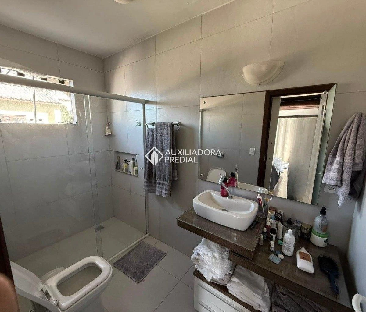 3-bedroom house with a grill on the balcony in Florianópolis — photo 8