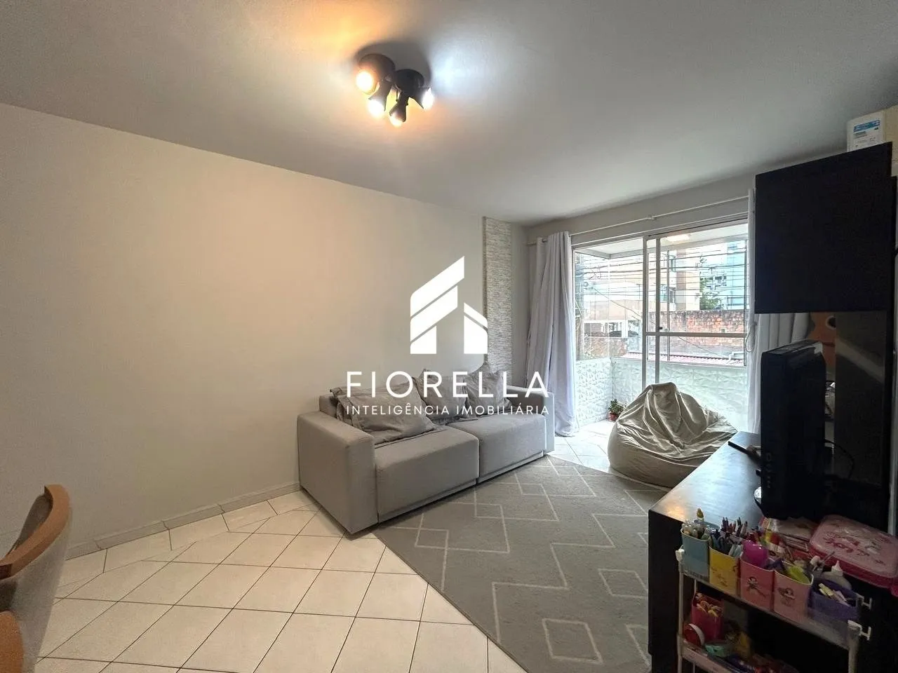 74 m² apartment with a home office and a washing machine