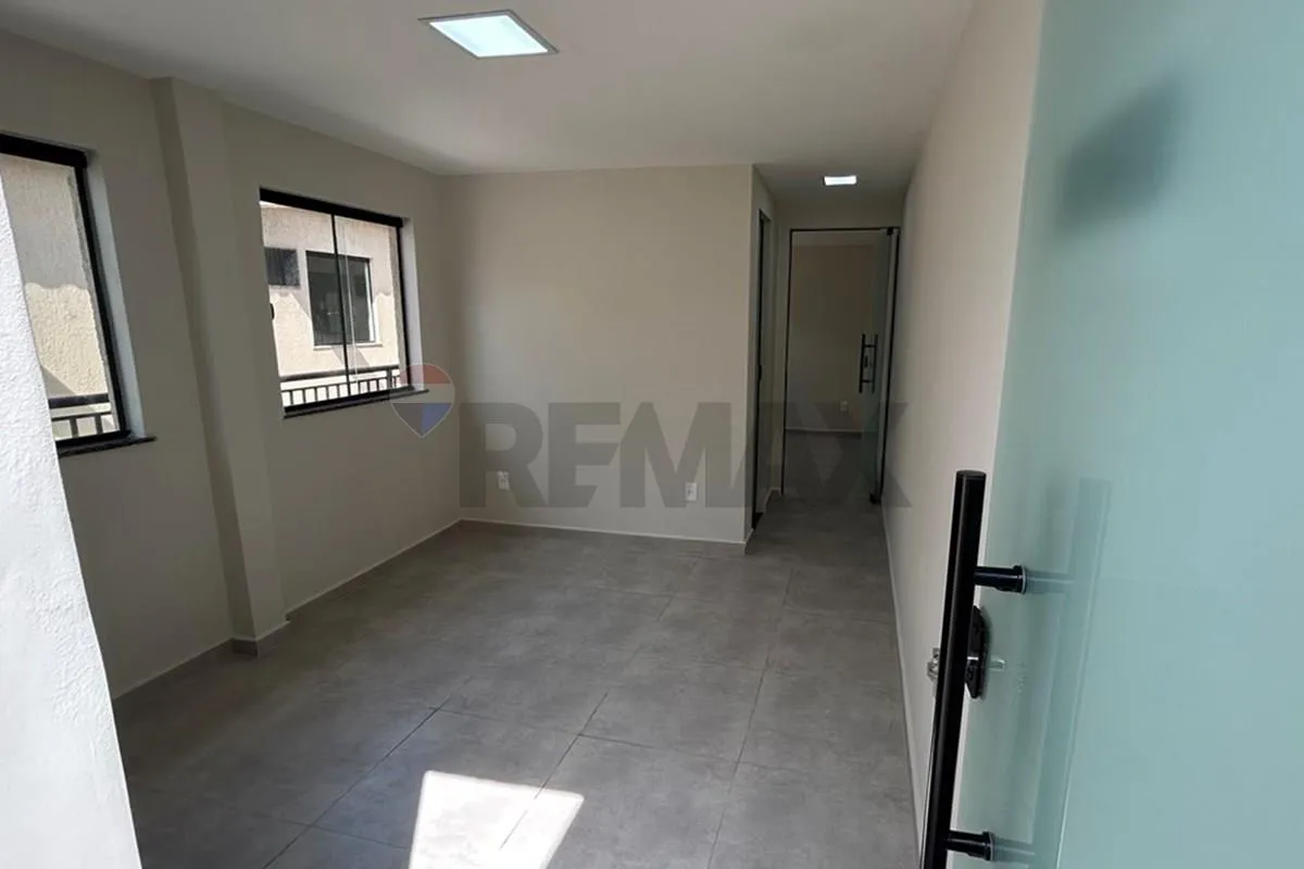 Студия 30 м² на 2 этаже с душем в стекле