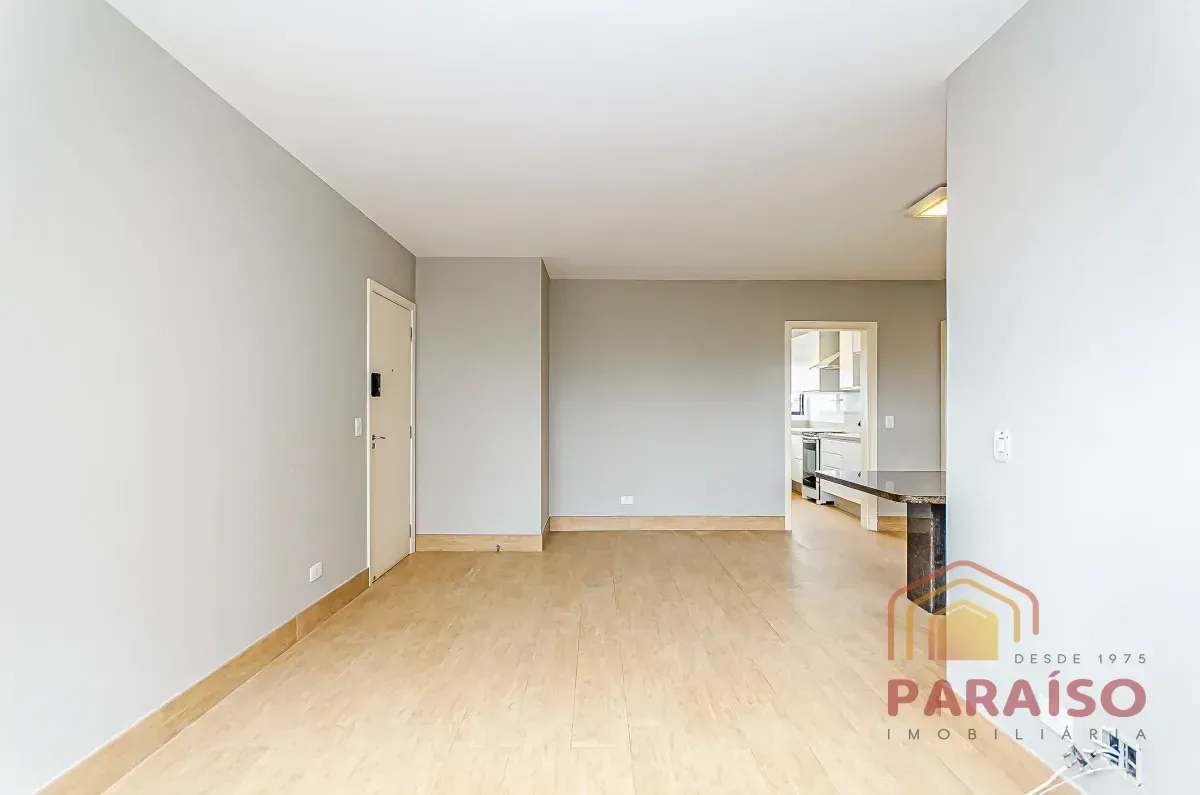 3-bedroom apartment in a building with a gym — photo 37