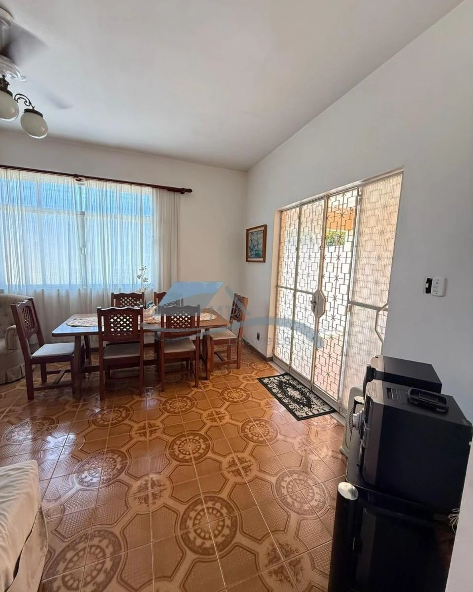 Furnished 167 m² house with a closed kitchen and gas stove — photo 2