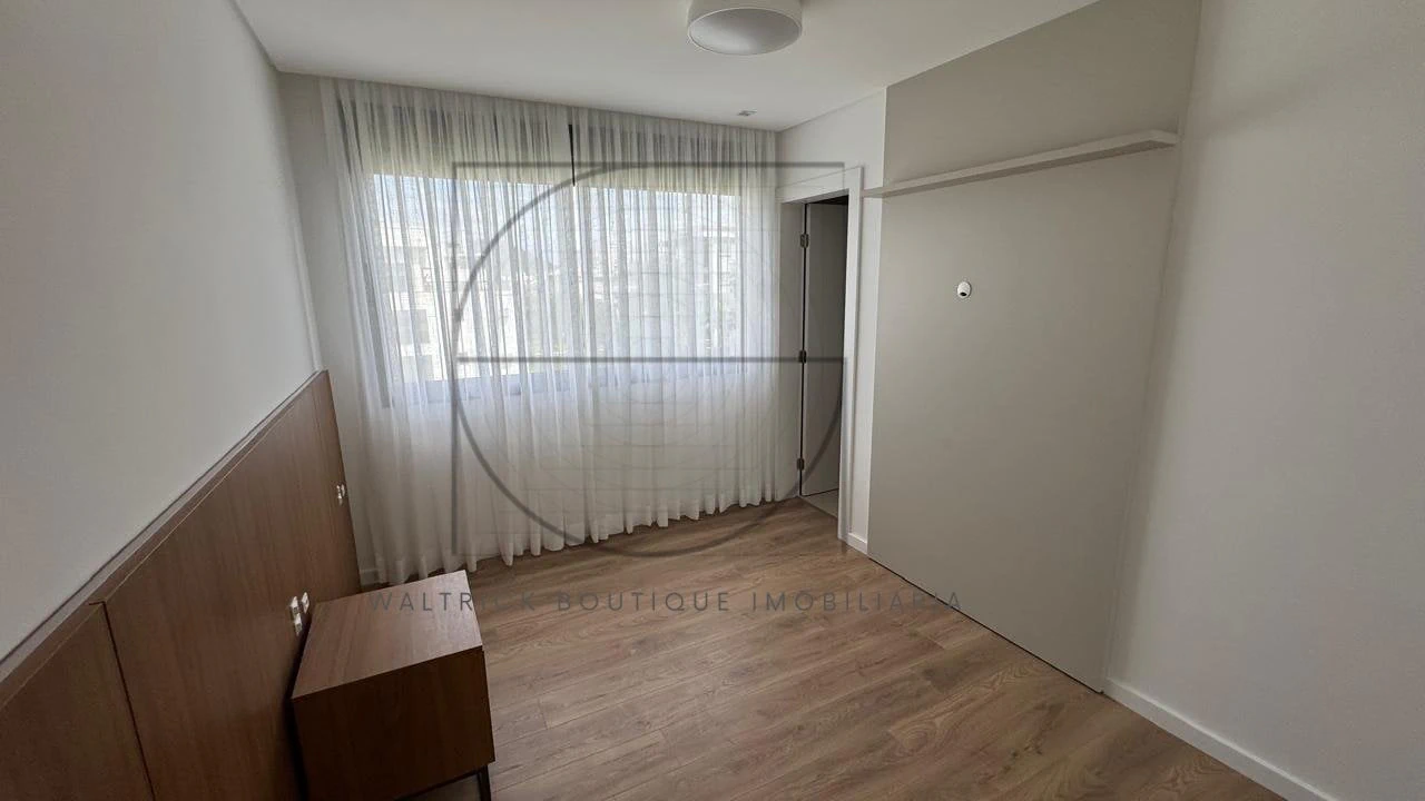 Apartment, 132 m², with a walk-in closet — photo 9