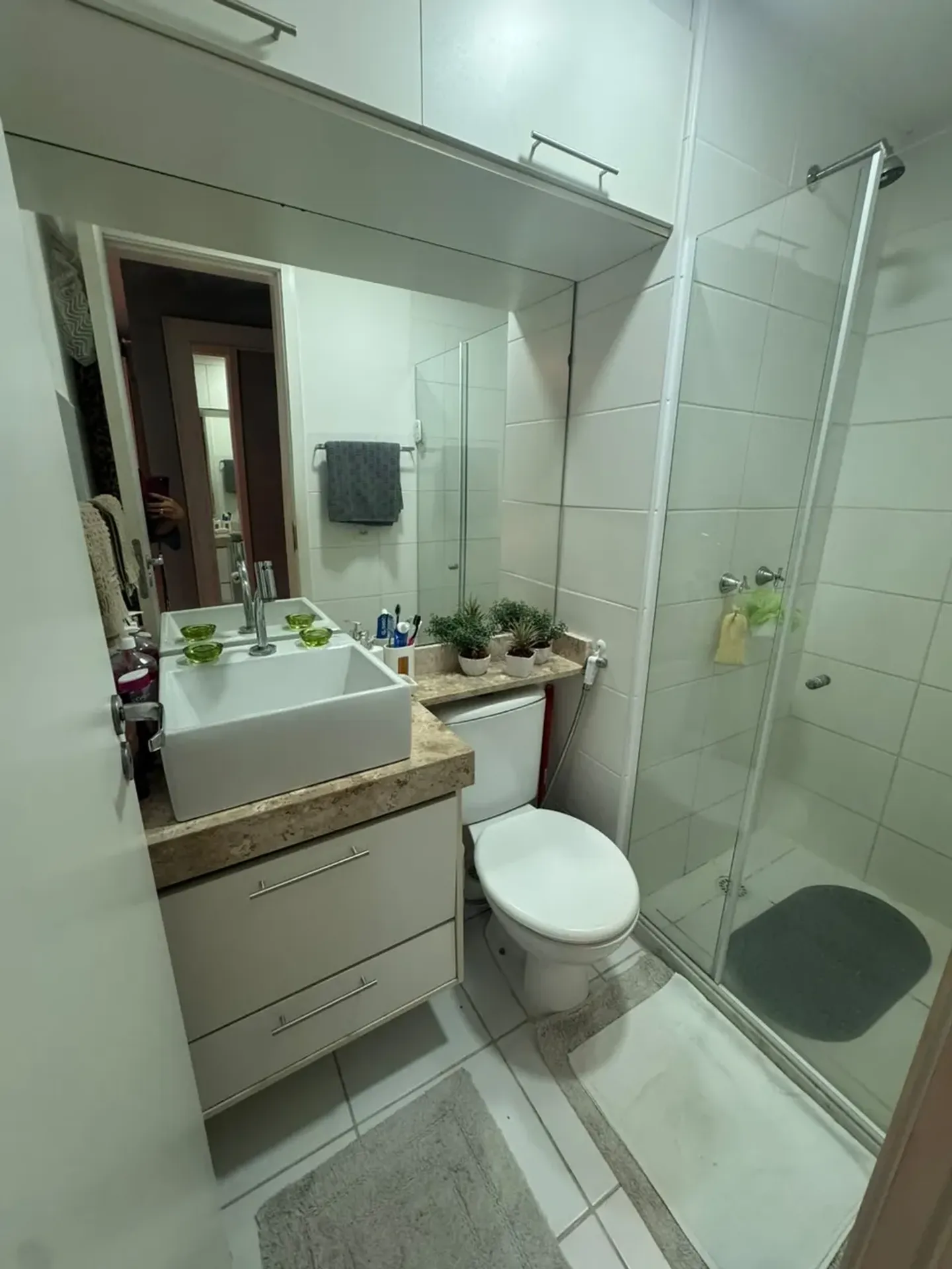2-bedroom apartment with a washing machine — photo 9
