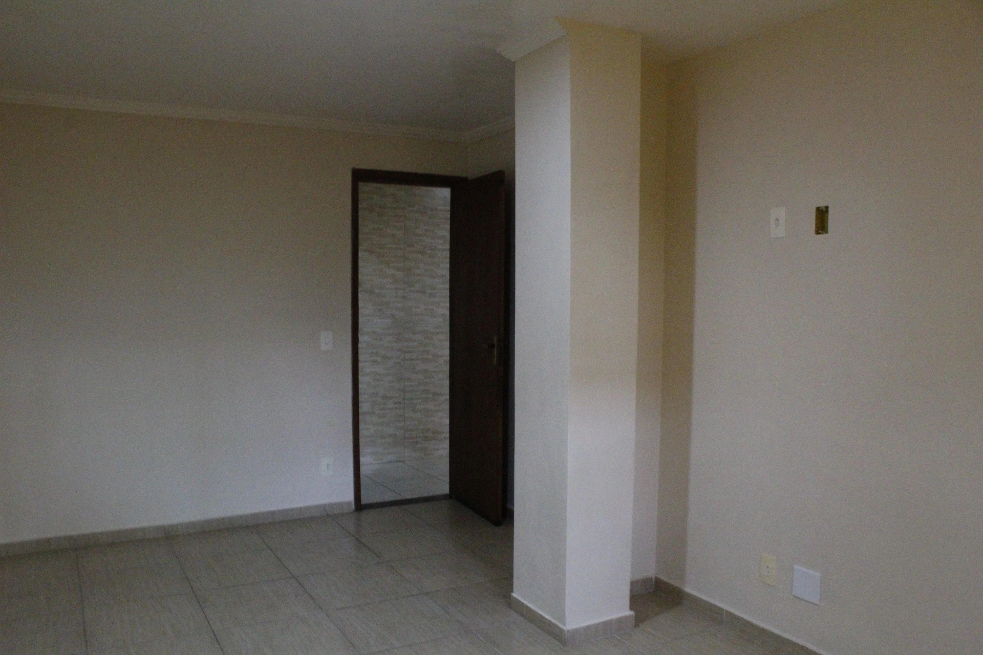 Casa sem mobília com 1 quarto e 2 banheiros e garagem — photo 49