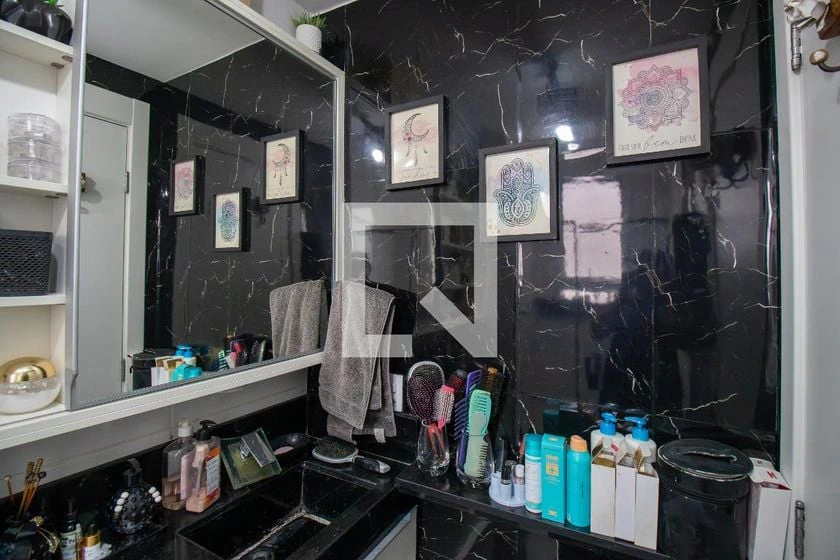 Квартира 50 м² з робочим місцем та пральною машиною — photo 19