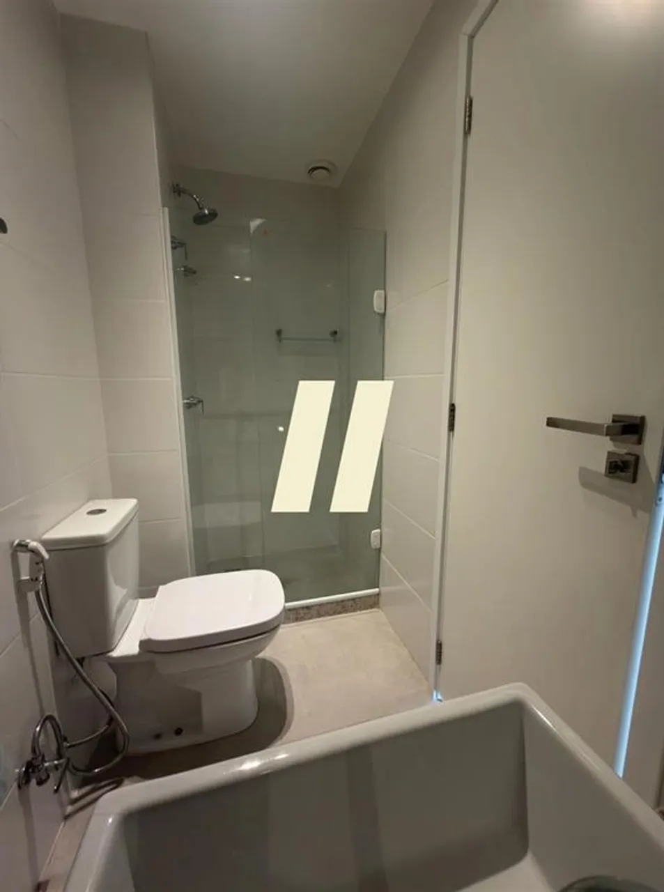 Furnished 1-bedroom apartment with 1 bathroom — photo 4