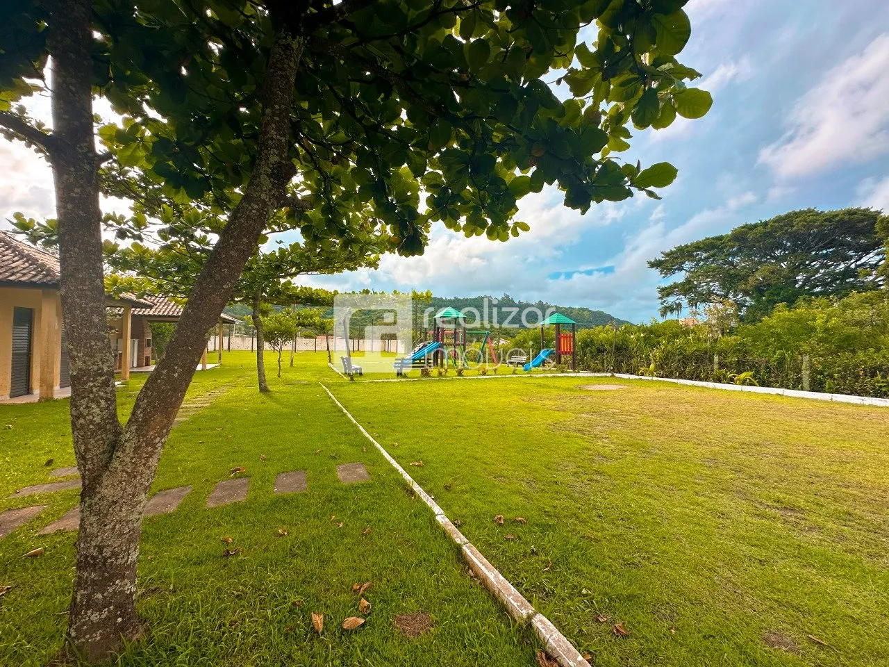 Casa amueblada, 240 m², con chimenea — photo 13