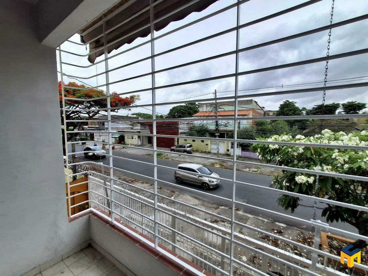 Apartment with 2 bedrooms, balcony and 1 parking spot — photo 25