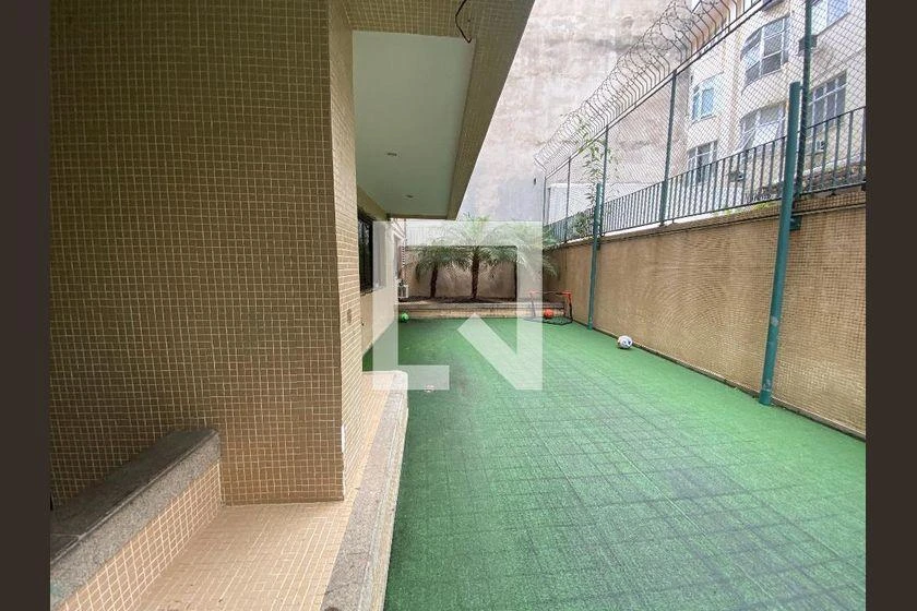 2-bedroom apartment with 103 m² and a balcony — photo 43