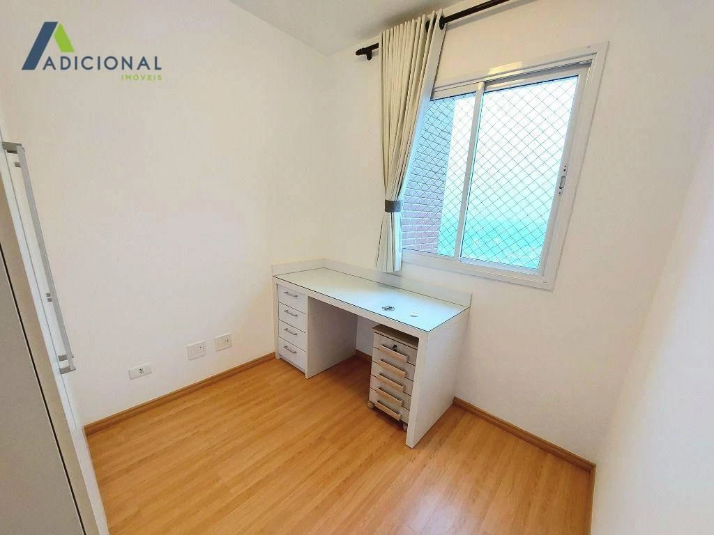 Home office in a 3-bedroom apartment, 69 m² — photo 7