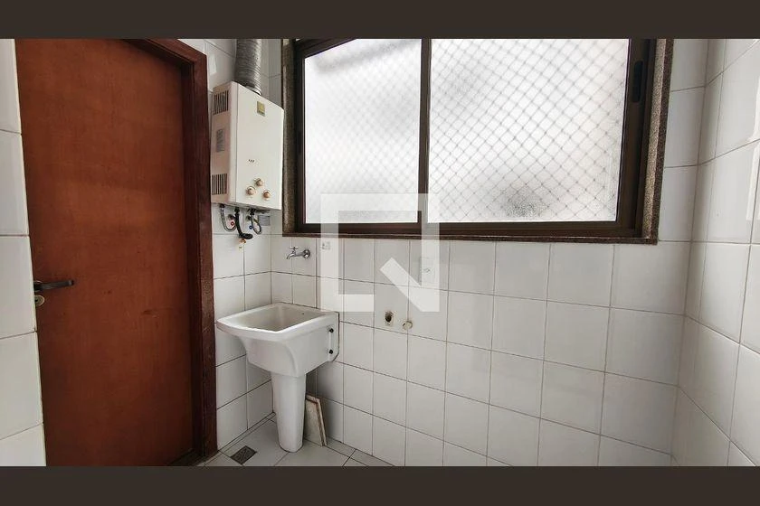 Квартира з 3 спальнями, у будинку є басейн — photo 10