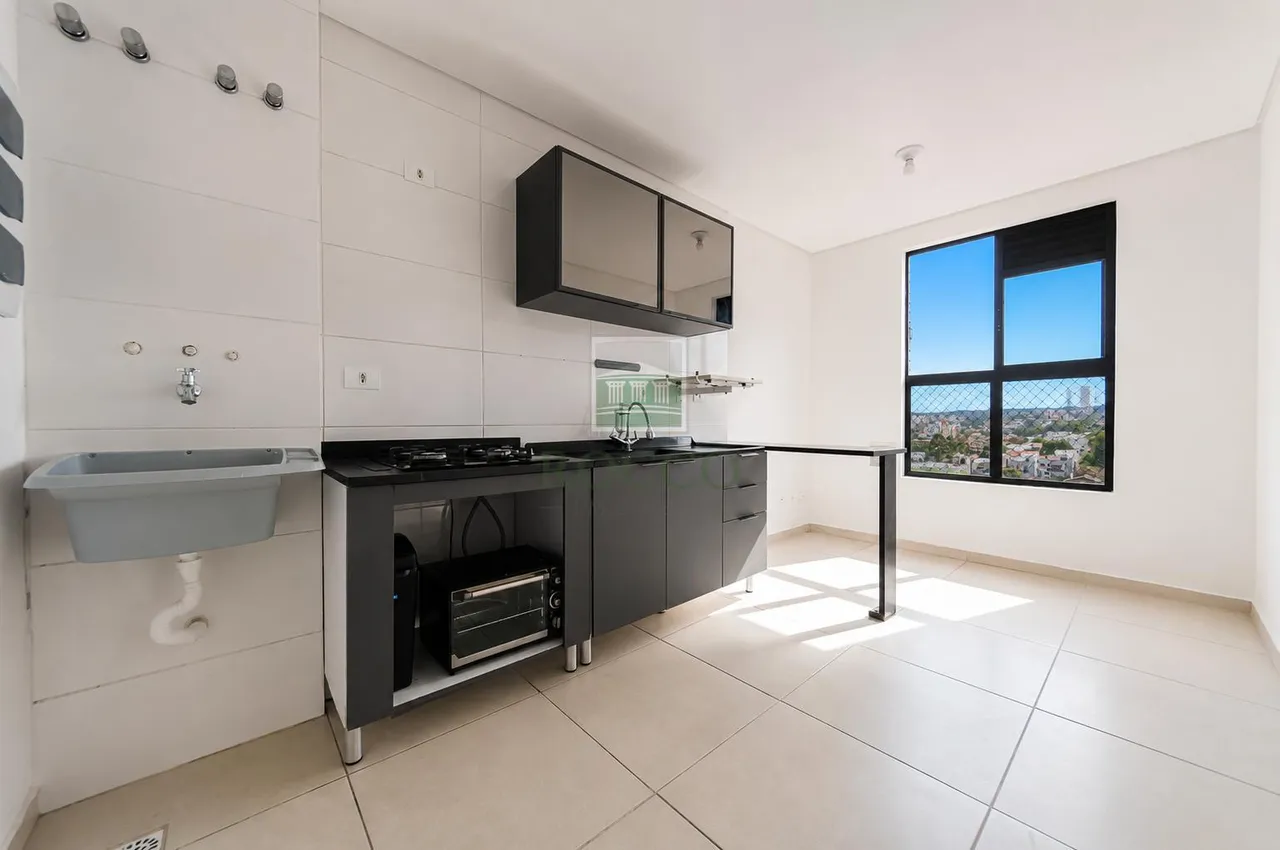 1-bedroom apartment with en-suite and 1 parking space — photo 2