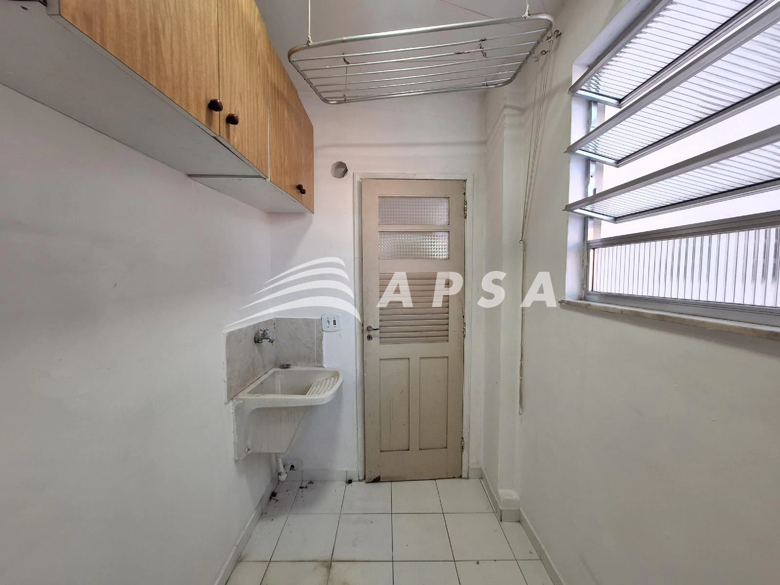Mountain view in a 3-bedroom apartment, 120 m² — photo 19