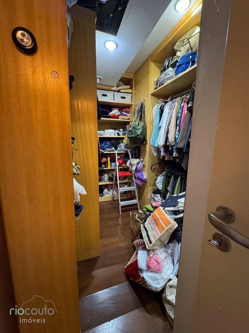 Apartment with 4 bedrooms and balconies, 370 m² — photo 26