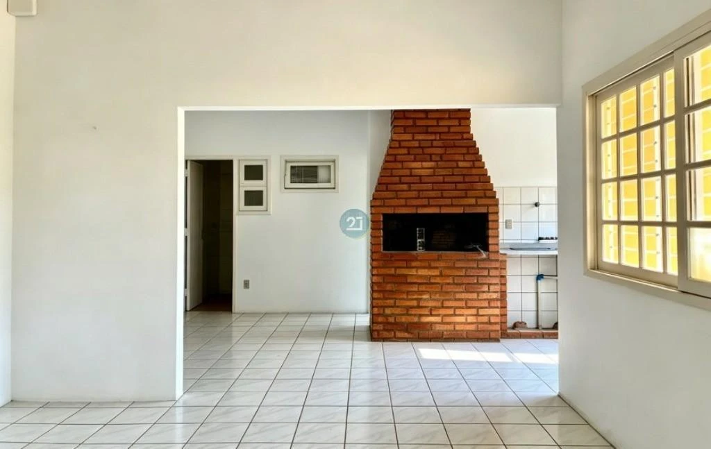 4-bedroom house with a grill on the balcony in Florianópolis — photo 19