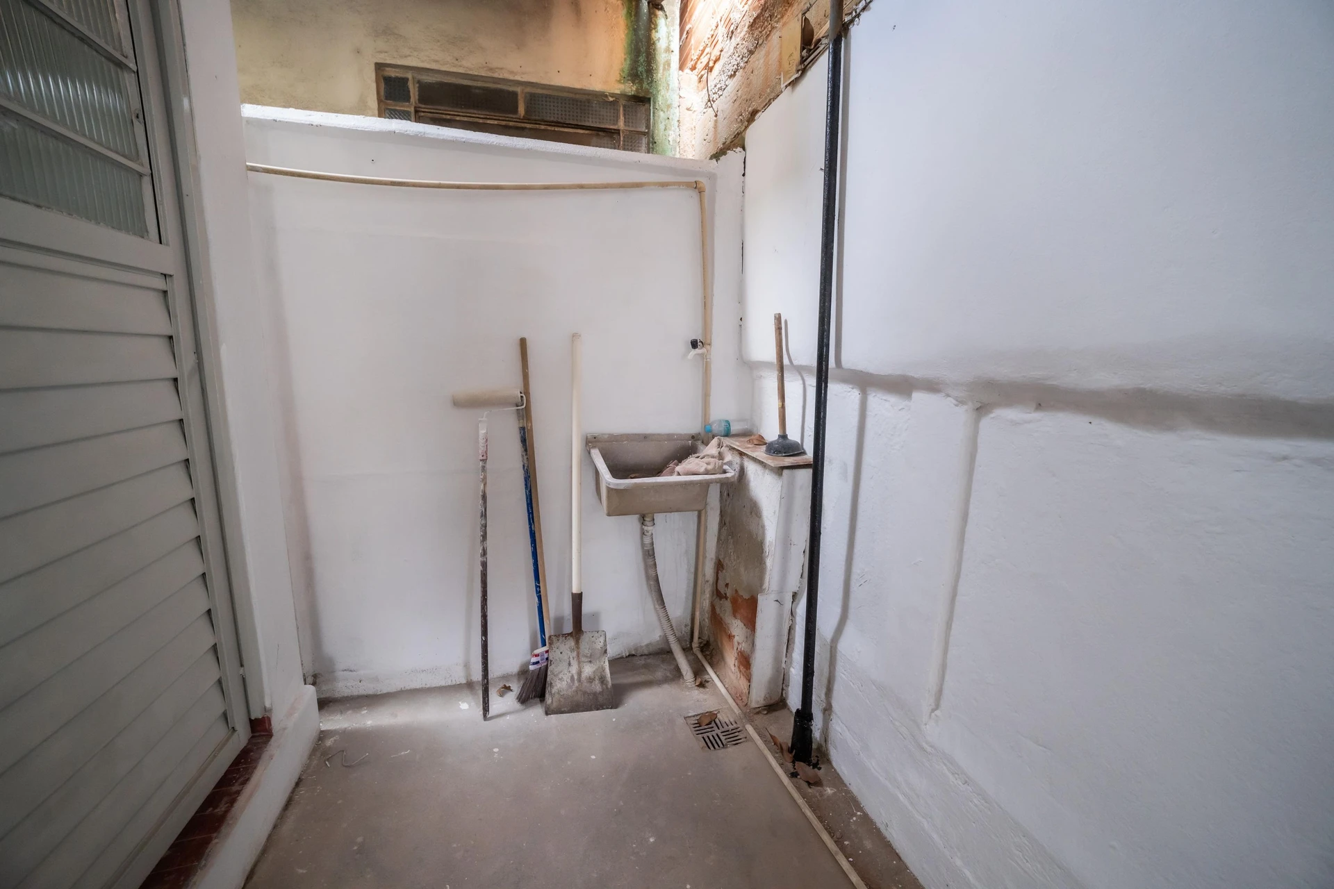 2-bedroom house with a garden — photo 10