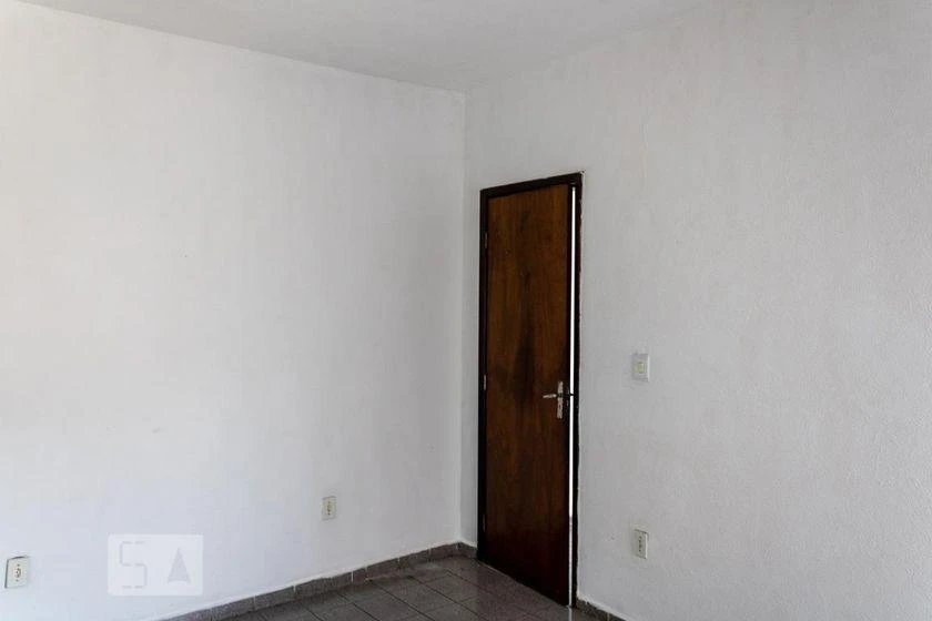 Rental house with 4 bedrooms and 200 m² — photo 38
