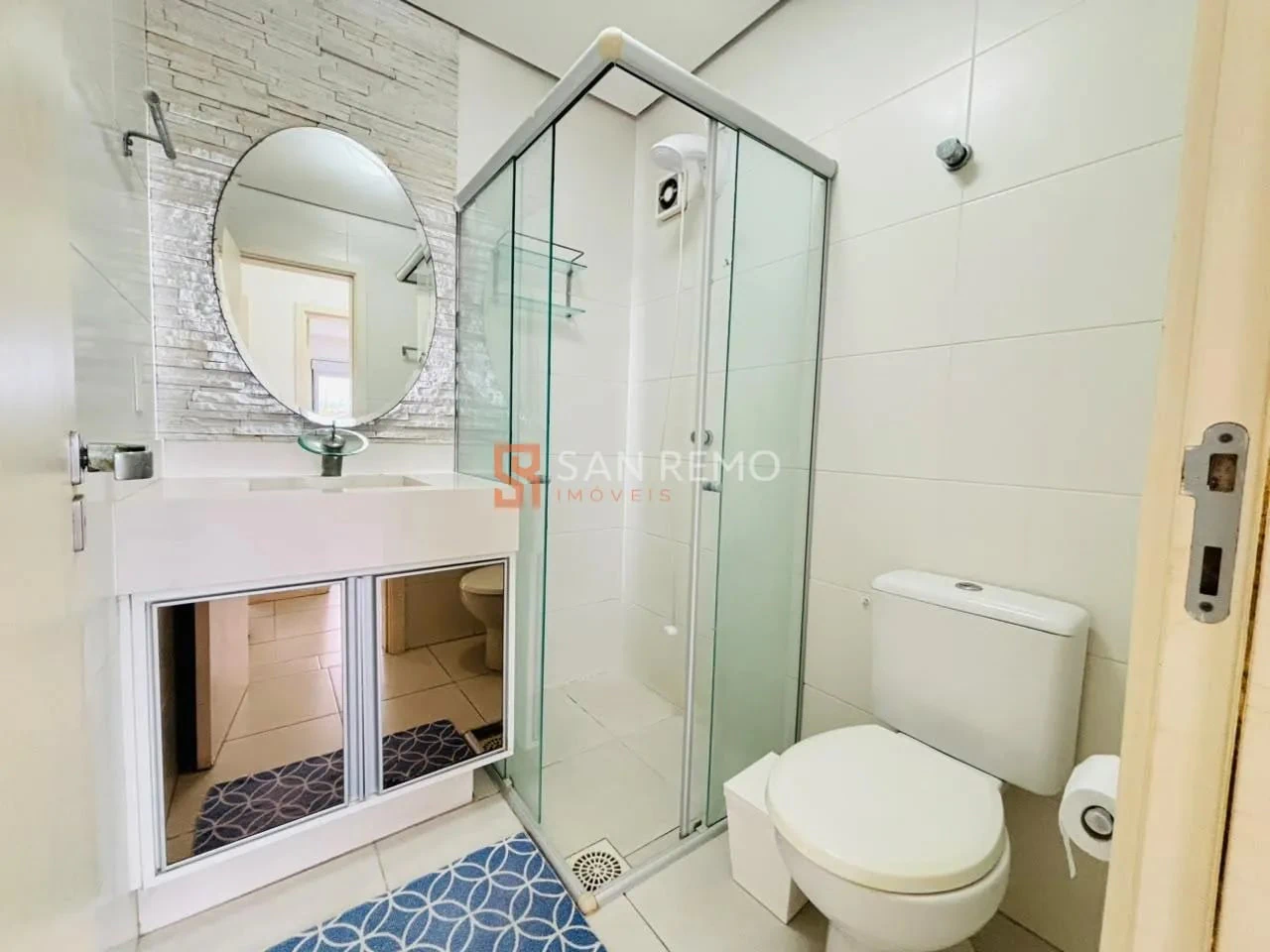 Home office in a 2-bedroom apartment, 71 m² — photo 7