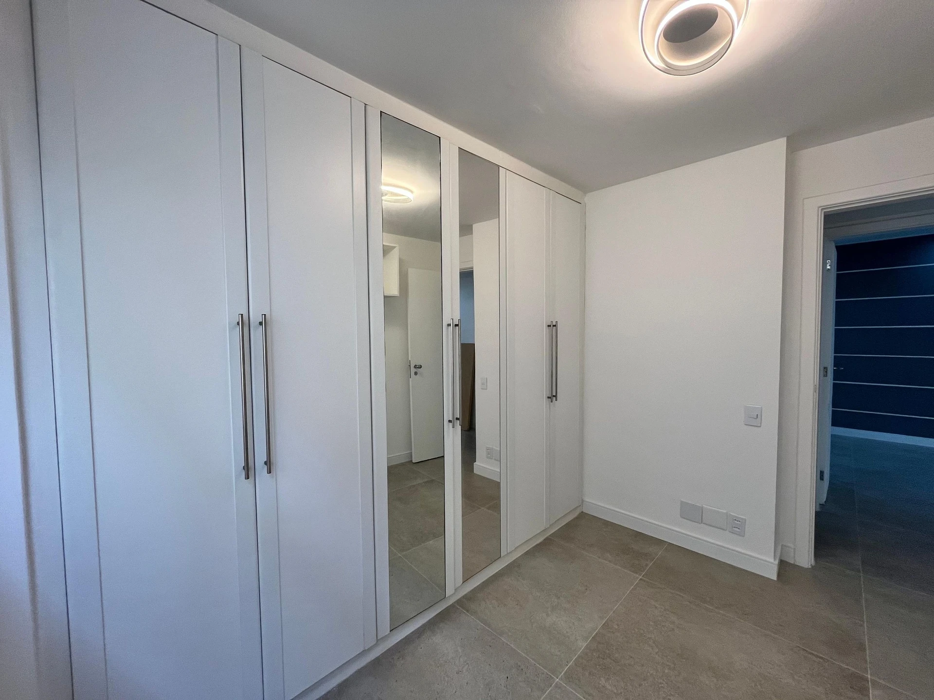 3-bedroom apartment with a washing machine in Rio de Janeiro — photo 10