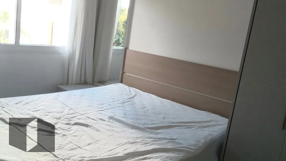Apartamento com 3 dormitórios e varanda envidraçada — photo 4