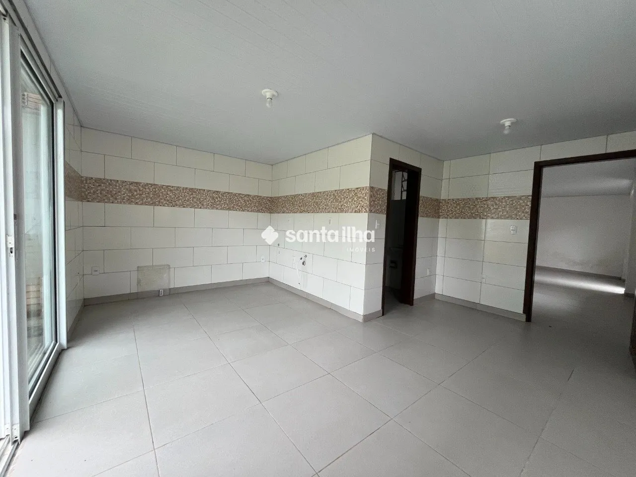 Unfurnished house with 3 bedrooms and 5 parking — photo 17