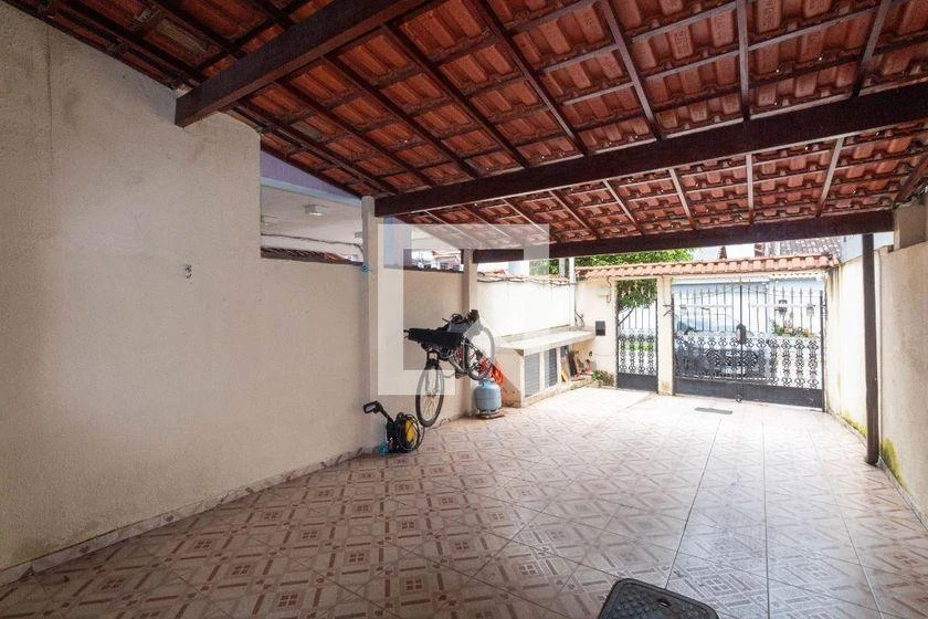 80 m² house with a washing machine and a home office — photo 30