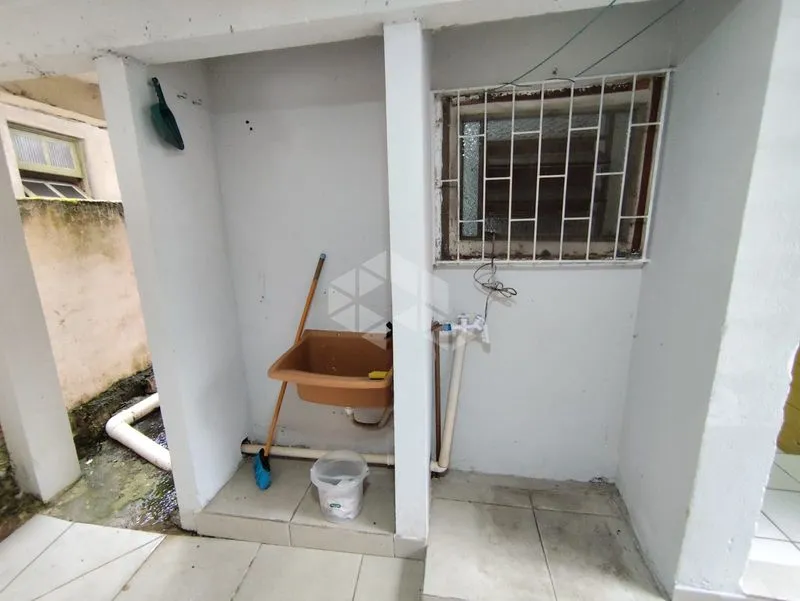 Unfurnished 35 m² studio with a gas stove — photo 10