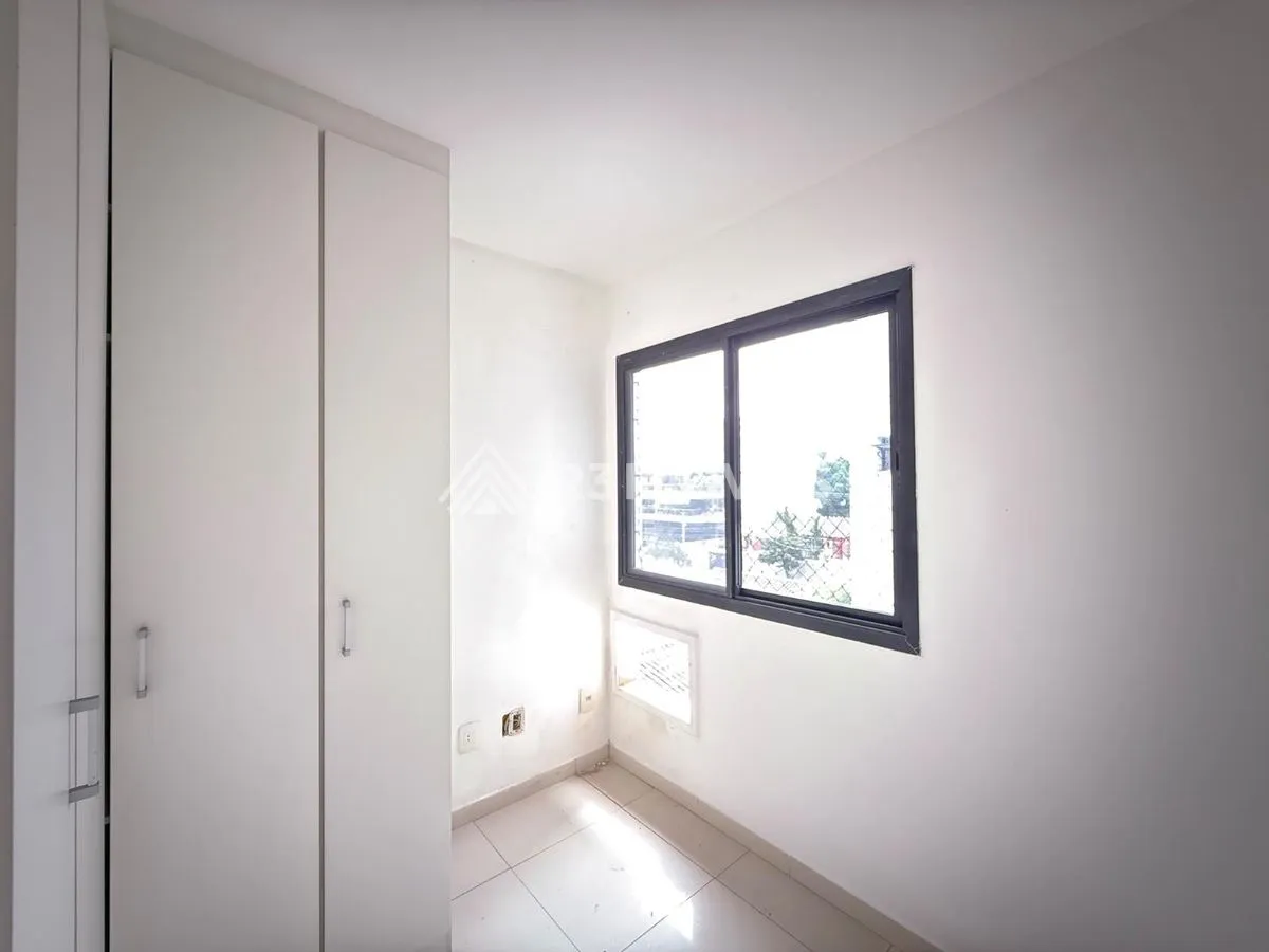3-bedroom apartment, 1 with its own bathroom, 98 m² — photo 3