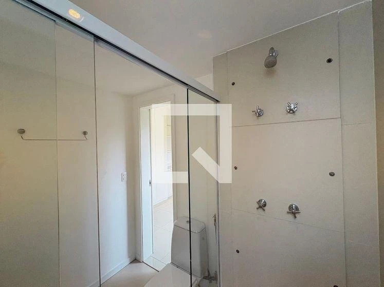 Departamento de 3 dormitorios con balcón cerrado con vidrio — photo 42