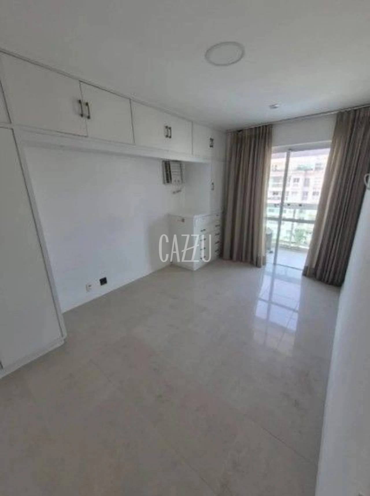 3-bedroom apartment with a mountain view — photo 20
