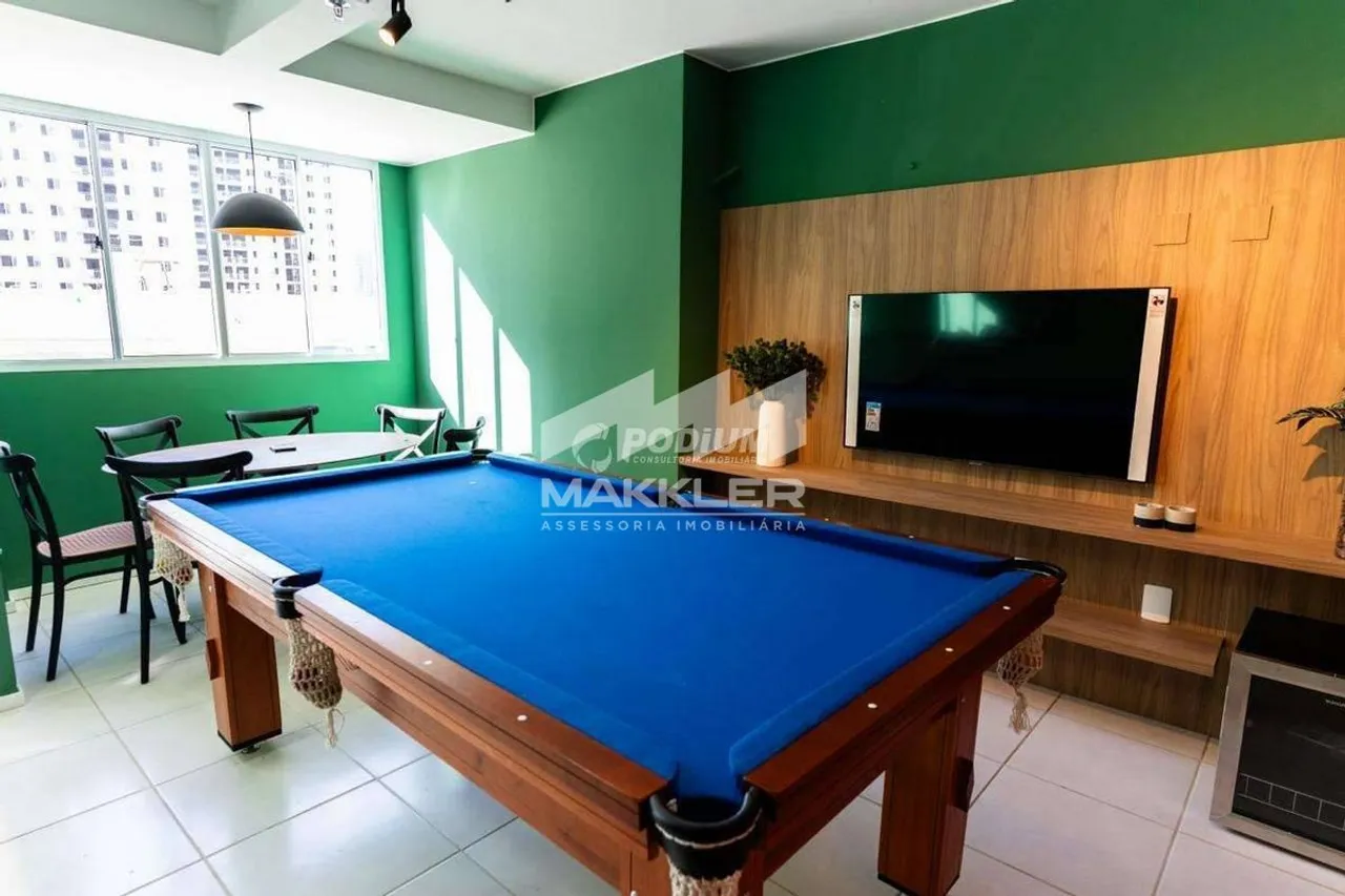 Furnished 2-bedroom apartment with open-plan kitchen — photo 4