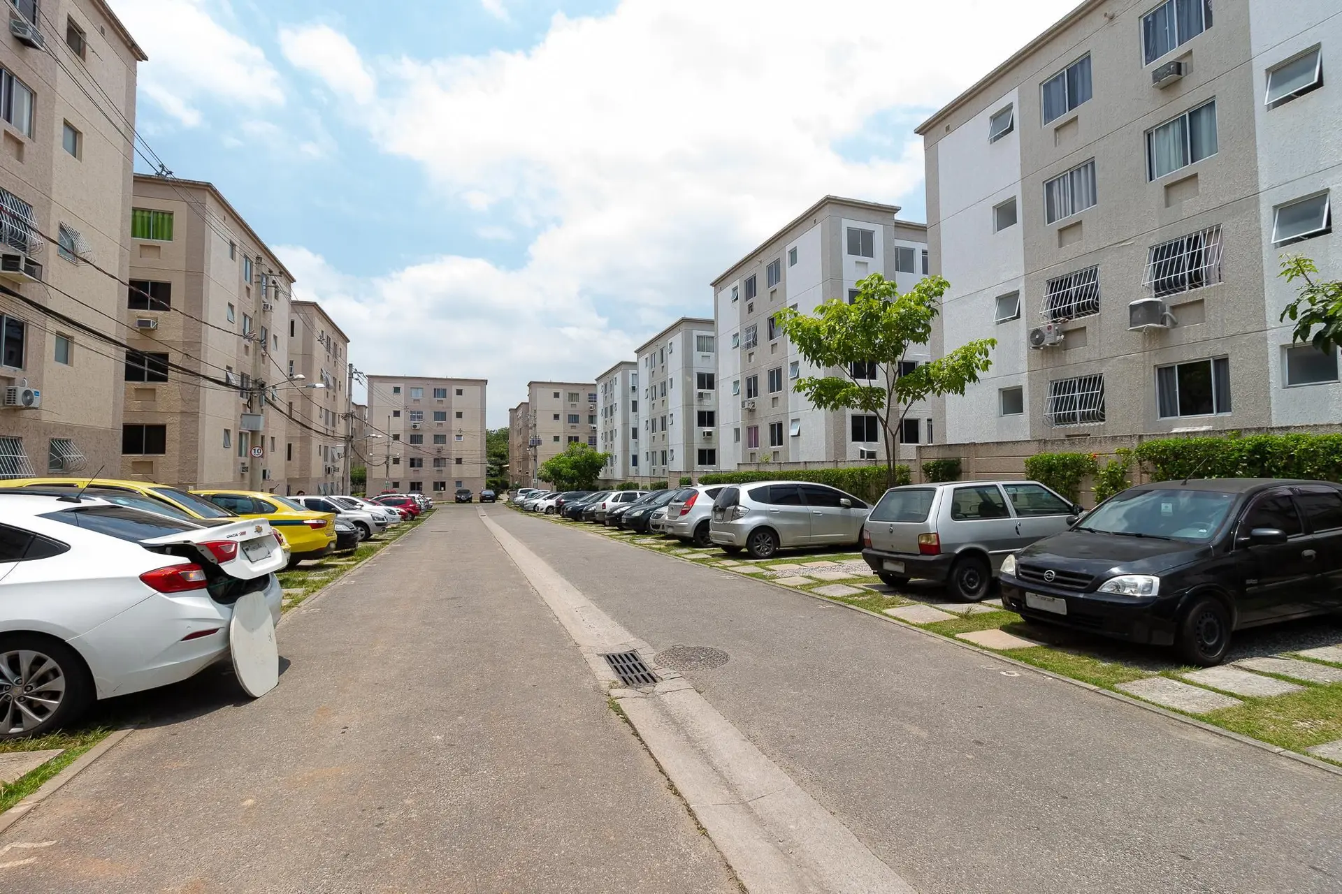 Unfurnished 2-bedroom apartment with 1 parking space — photo 8