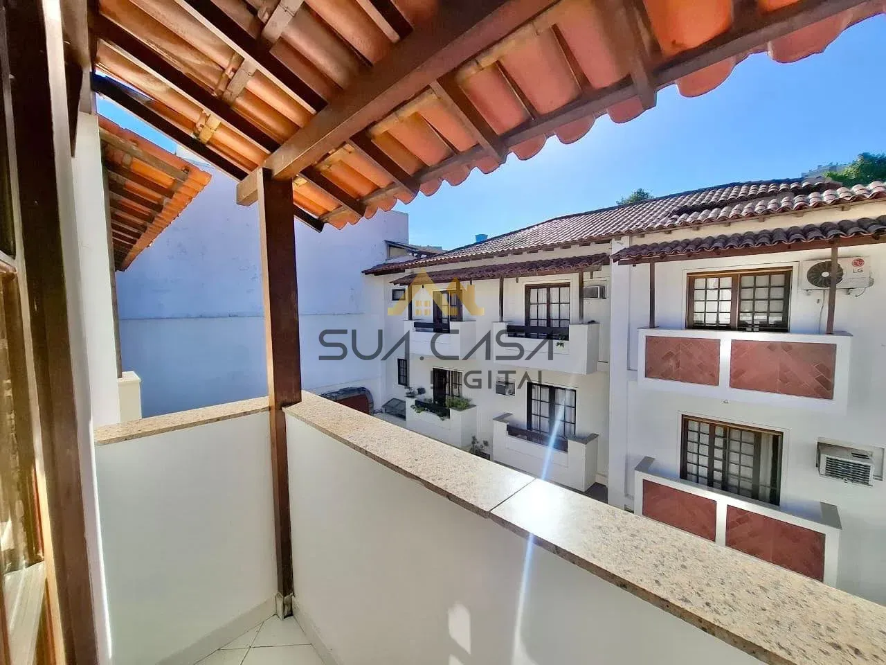 House with 4 bedrooms and 273 m² plus open-air pool — photo 4