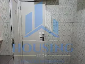 Wood or laminate floors in a one-bedroom apartment, 52 m² — photo 35